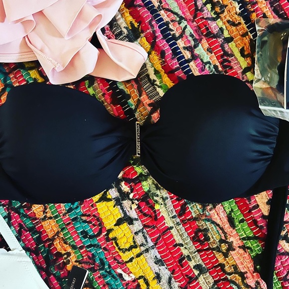 🔥NWT VICTORIA’S SECRET SWIM TOP LOT of 3 36C or LARGE BLACK WHITE PINK PUSH UP - Picture 5 of 10